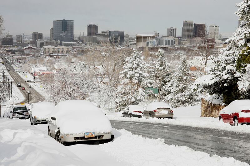 galleries/2012/12/21/25-snowiest-cities-in-america-from-detroit-to-rochester/25-snowiest-cities-salt-lake-city_i4cm0g