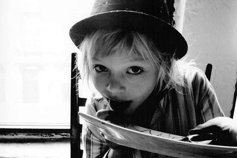 articles/2014/12/04/norman-reedus-on-motorcycles-multitasking-and-that-mid-season-finale-this-was-a-rough-one/141201-lenovo-norman-reedus2-embed_kgj2pi