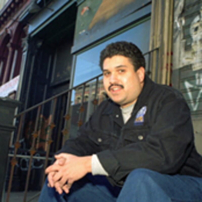 articles/2010/04/05/david-mills-gift-to-television/crouch-david-mills_92514_i1odfx