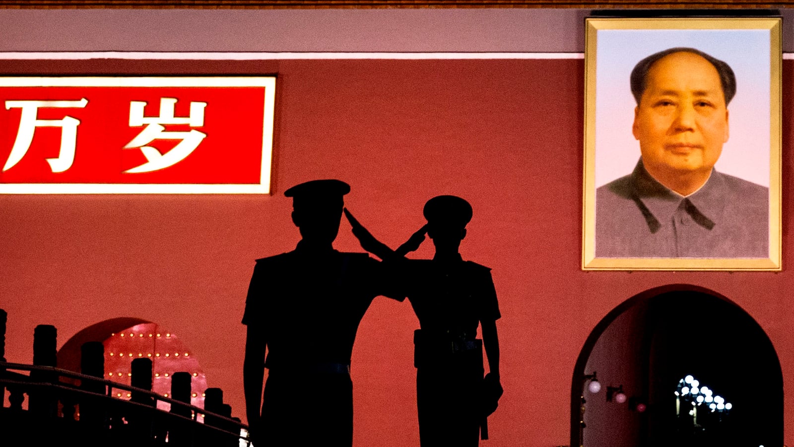 galleries/2014/01/02/photo-of-the-day/140604-photo-of-the-day_gbof3g