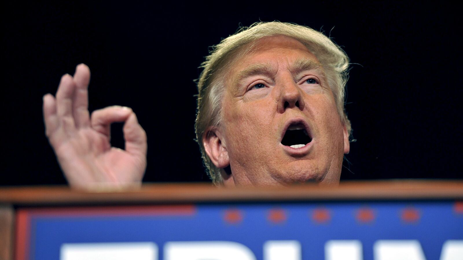 cheats/2016/01/22/trump-retweets-nazi-sympathizer/160122-trump-retweet-cheat_hrif9y