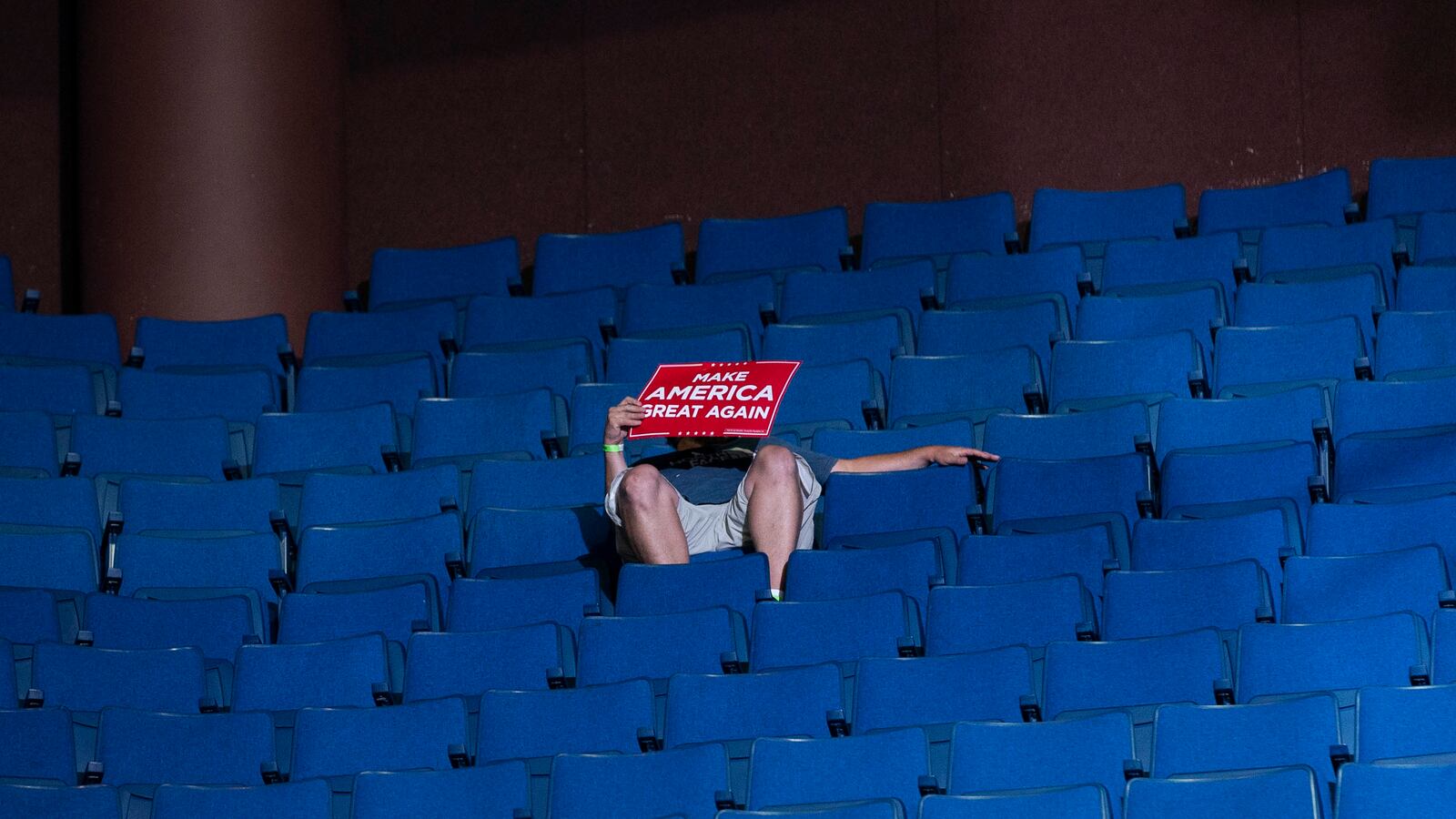 200624-carlson-trump-support-tease_brzisj