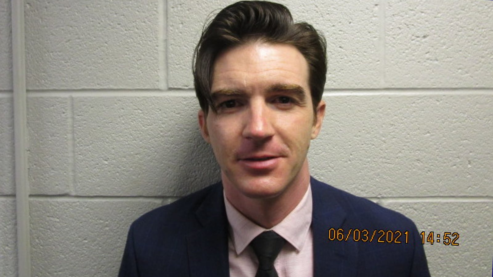 210604-roudntree-jake-bell-tease_vaxdrk