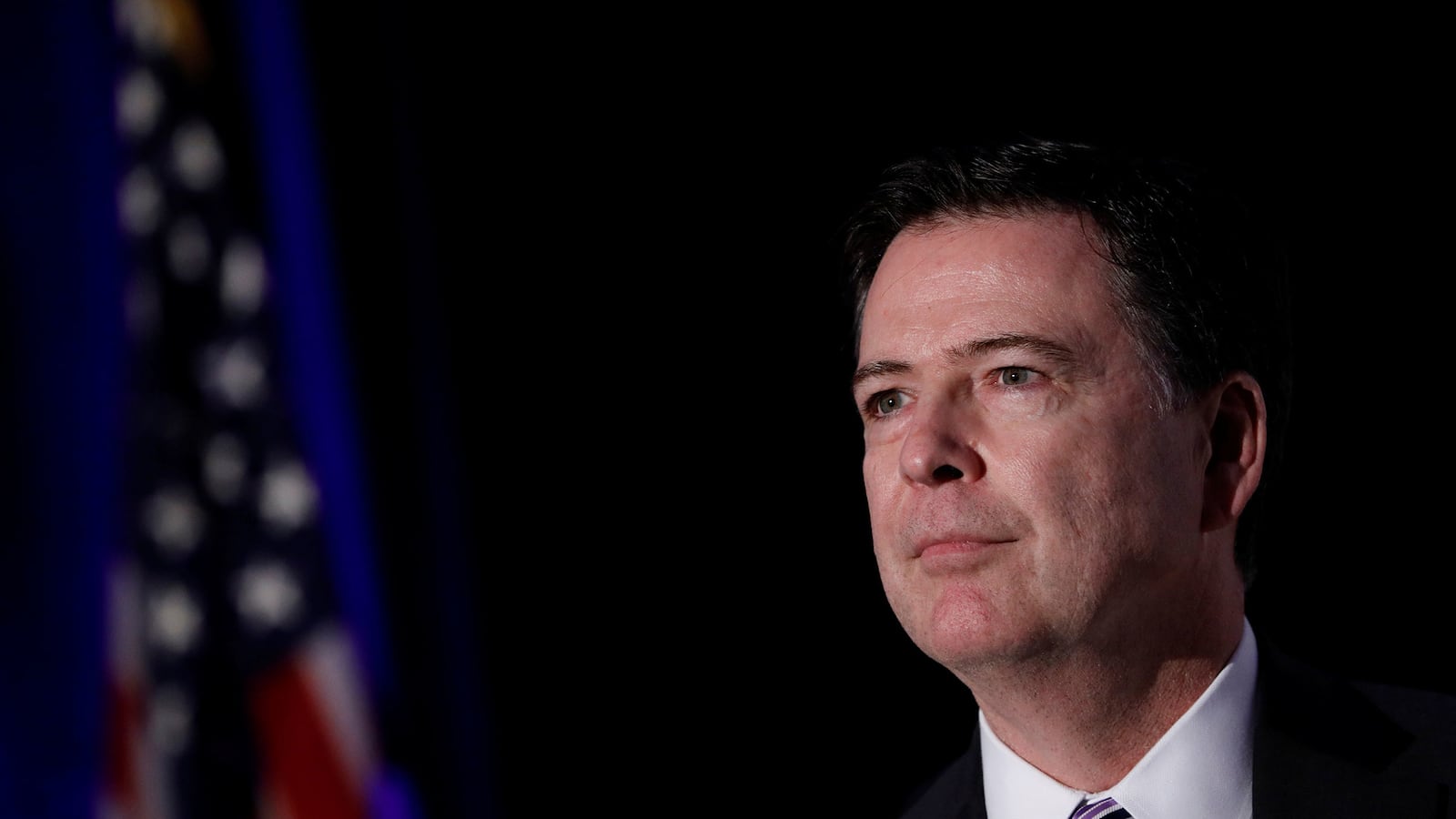 articles/2017/03/30/james-comey-fbi-doesn-t-play-politics-doesn-t-fear-storms/170330-woodruff-james-comey-dinner-tease_axttoq