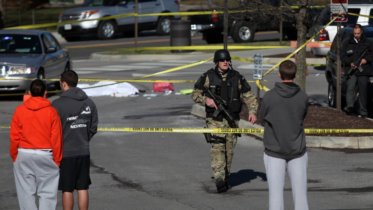 articles/2011/12/08/two-killed-in-virginia-tech-shooting-breaking-updates/virginia-tech-shooting_kaocmf