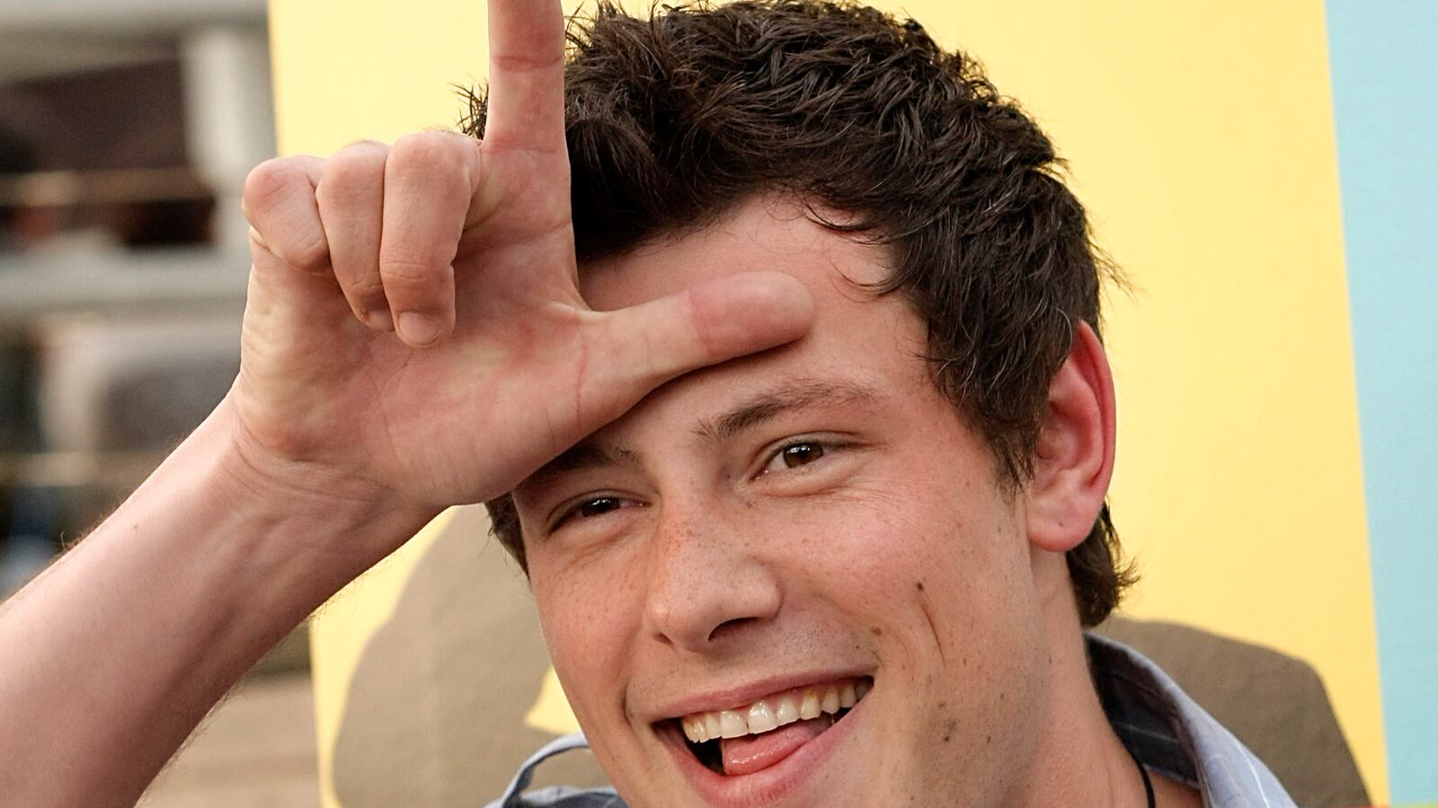 cheats/2013/07/21/glee-will-have-tribute-to-cory-monteith/132107-Glee-keeps-going-cheat_nyet09