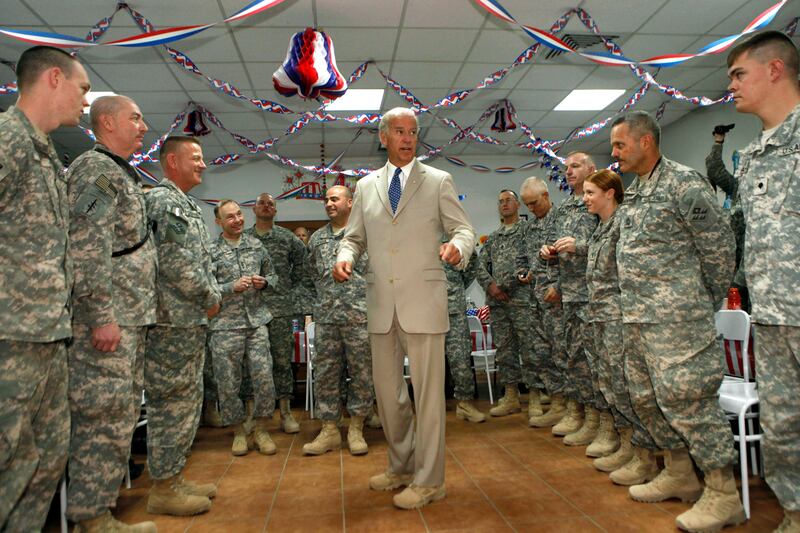 galleries/2015/04/25/joe-biden-america-s-favorite-uncle-photos/150423-biden-09_givt0t