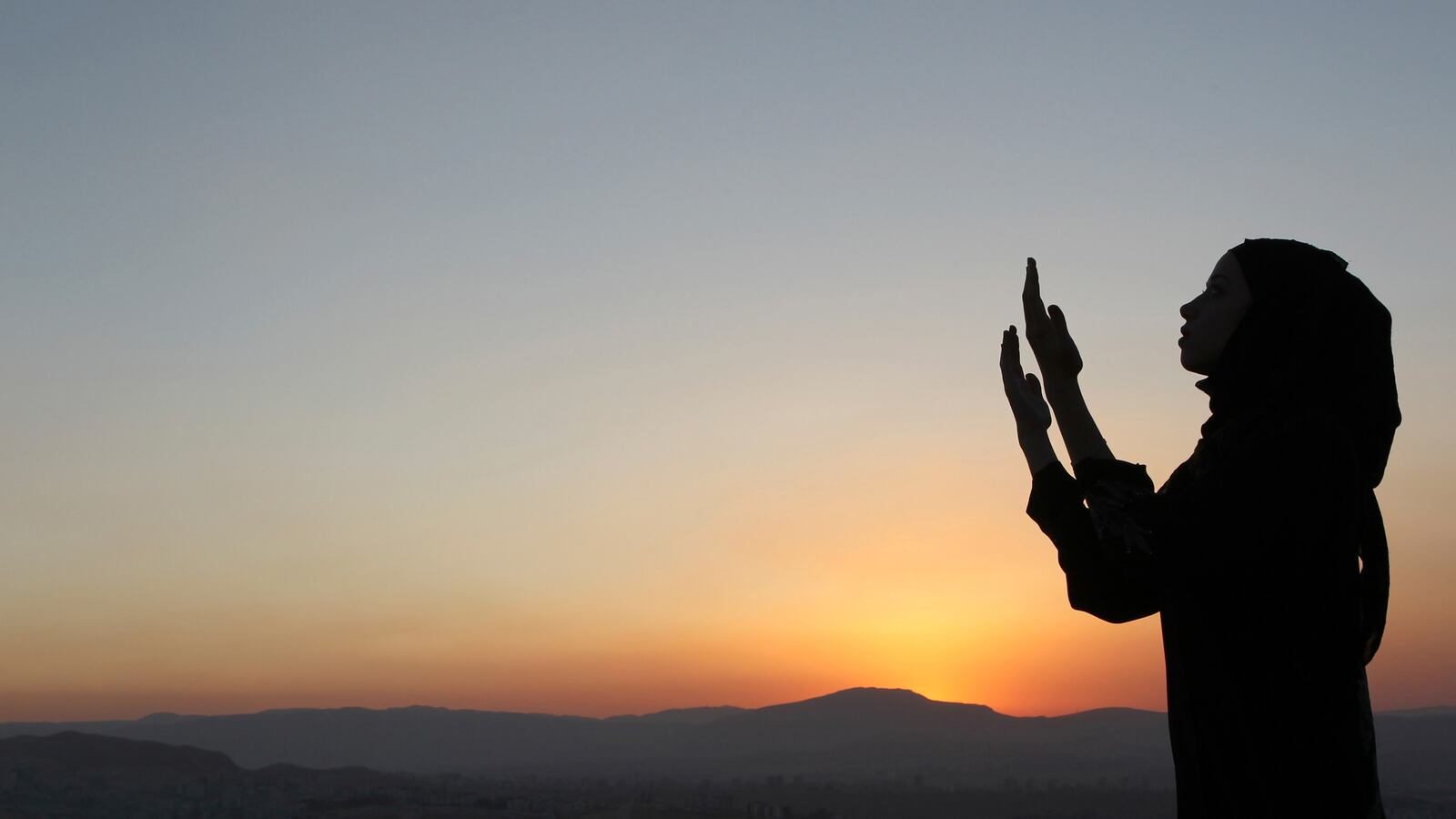 articles/2013/09/26/a-plea-for-peace-in-syria/130925-rafizadeh-syria-tease_hoo6u6