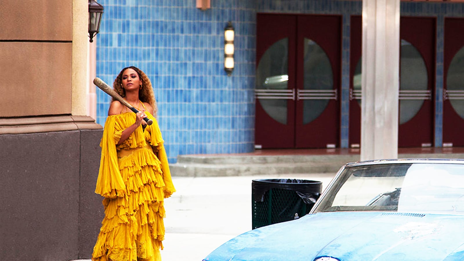 articles/2016/12/08/a-bad-year-that-was-good-for-music/161207-wolfson-albums-year-tease_z8so0e