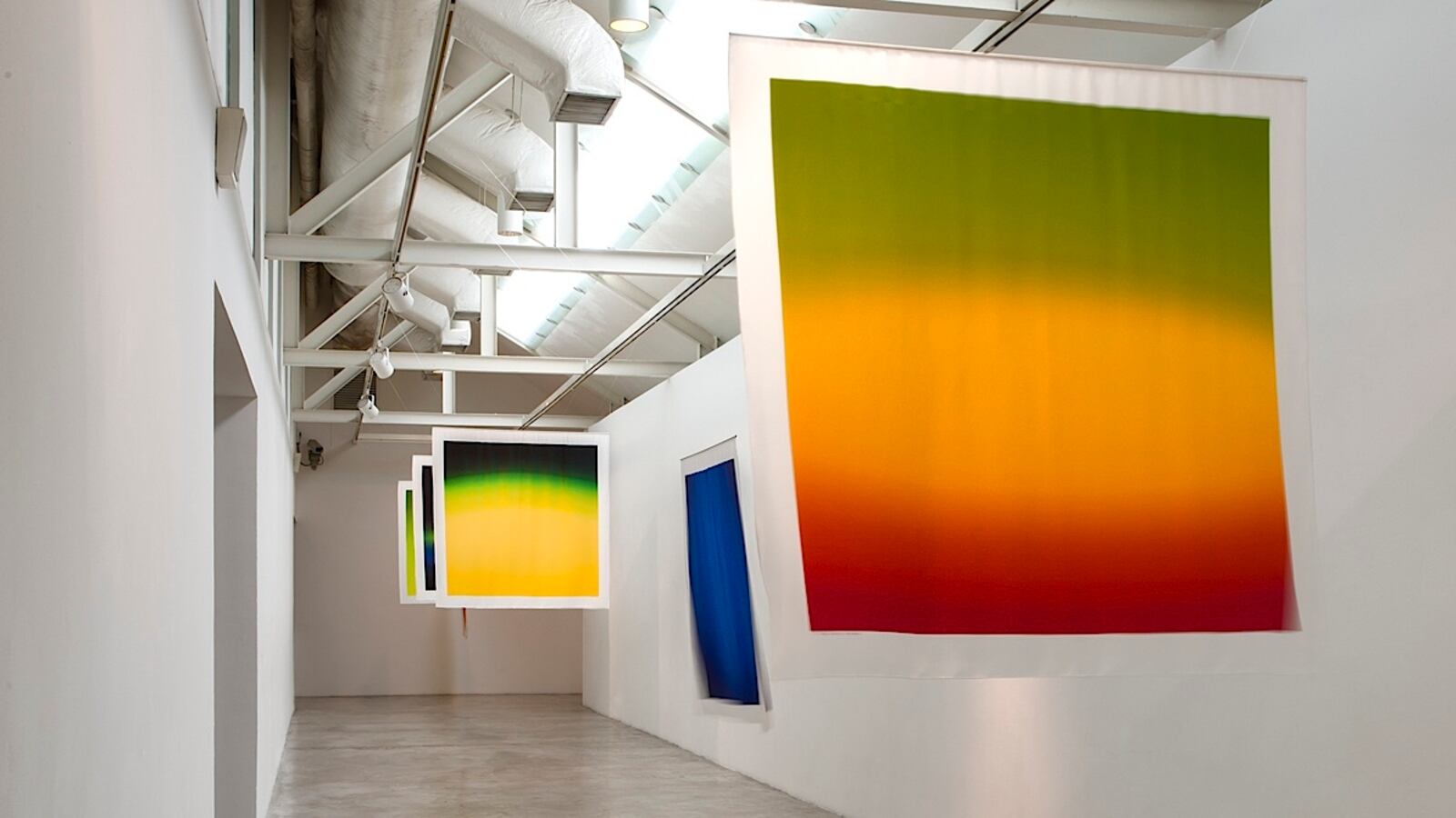 articles/2013/01/28/hiroshi-sugimoto-at-the-singapore-tyler-print-institute-is-the-daily-pic-by-blake-gopnik/prism-daily-pic_resw8c