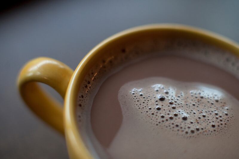 galleries/2012/12/18/10-most-fattening-holiday-drinks-white-hot-chocolate-more-photos/panera-peppermint-hot-chocolate-fattening-holiday-drinks-7_bj0twe