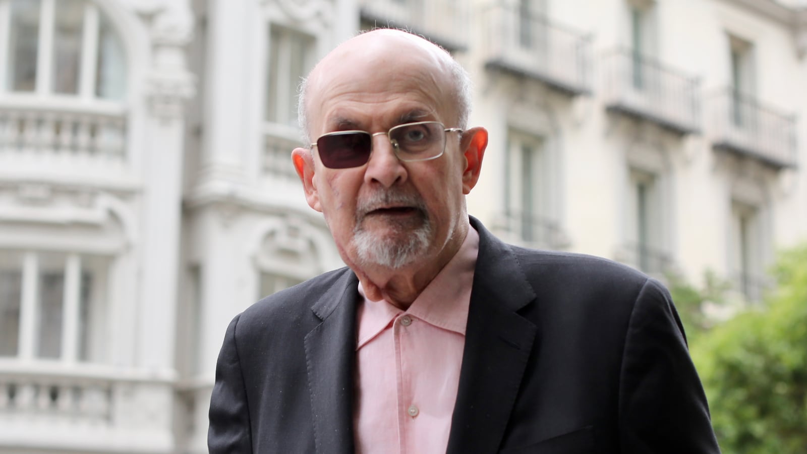 Salman Rushdie presented his book “Knife’ at El Ateneo Library, in Madrid Spain. Photo: Cesar Luis de Luca/dpa (Photo by Cesar Luis de Luca/picture alliance via Getty Images)
