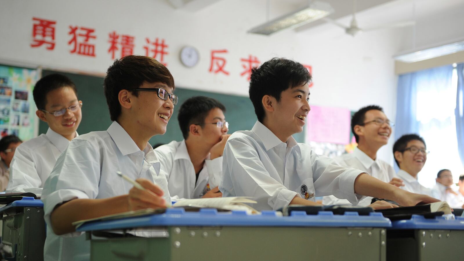 cheats/2013/12/03/shanghai-kids-lead-in-education/131203-shanghai-students-cheat_ghmqzk