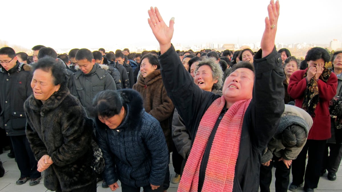 articles/2011/12/20/mourning-and-funeral-activities-for-kim-jong-il-to-be-elaborate-and-lengthy/north-korea-funeral-aoki_ws4c9b