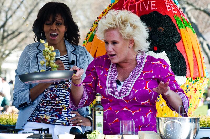 galleries/2013/04/01/obama-s-on-a-roll-photos-from-the-white-house-easter-egg-hunt/130401-white-house-easter-12_opjuvn