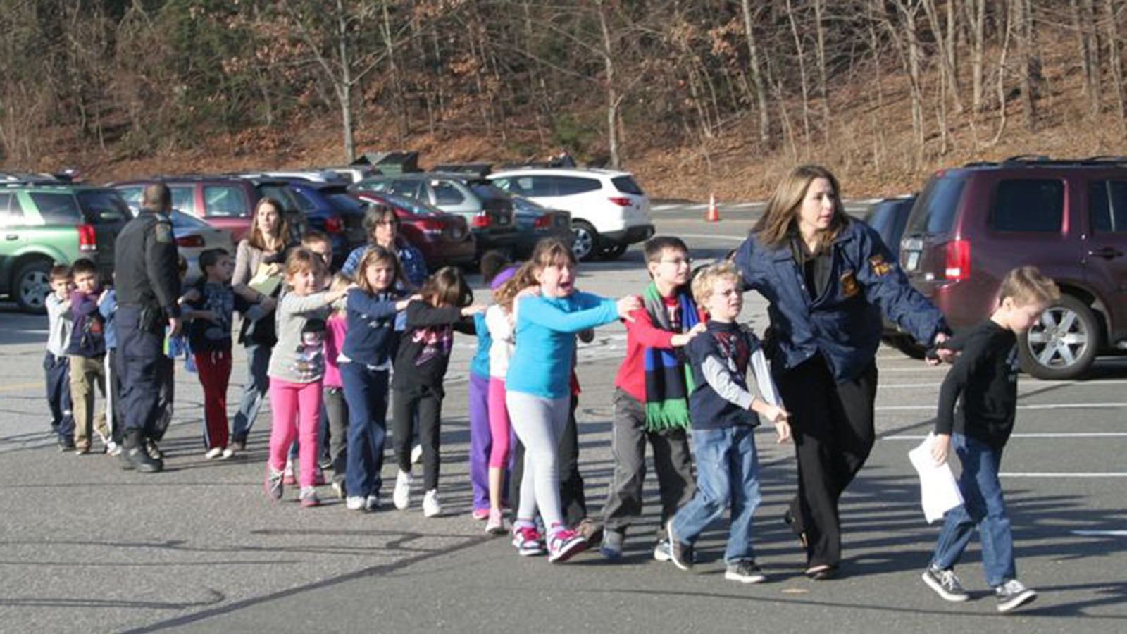 cheats/2012/12/14/nra-cancels-country-music-event/newtown-shooting-cheat_ldxuq2