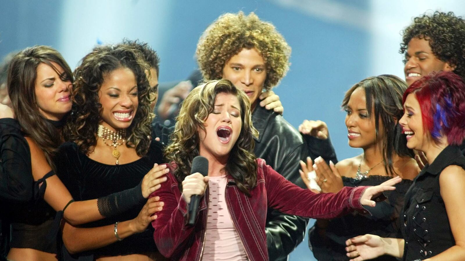 articles/2015/05/11/the-end-of-american-idol-how-fox-s-singing-phenomenon-changed-the-face-of-pop-culture/150511-fallon-idol1a-tease_g0gon8