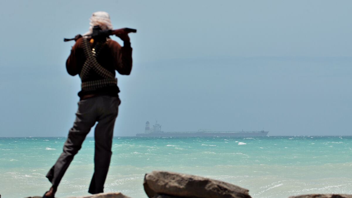 articles/2011/07/22/somali-pirates-record-spoils-with-u-s-navy-busy-fighting-libya-war/somalia-pirates-libya-carter_fpdodz