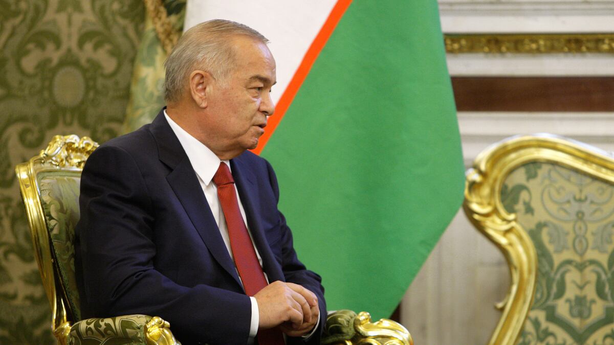 articles/2011/12/16/obama-embraces-uzbekistan-despite-reports-of-human-rights-abuses/islam-karimov-uzbekistan-roston_pnhd4t