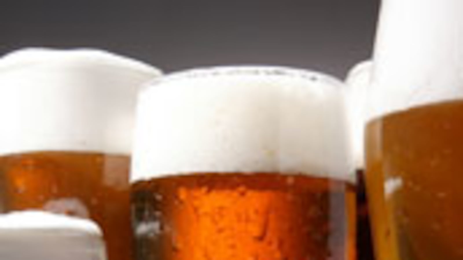articles/2010/02/02/5-pioneering-ways-to-cook-with-beer/slate-cooking-with-beer_79414_xujkvz