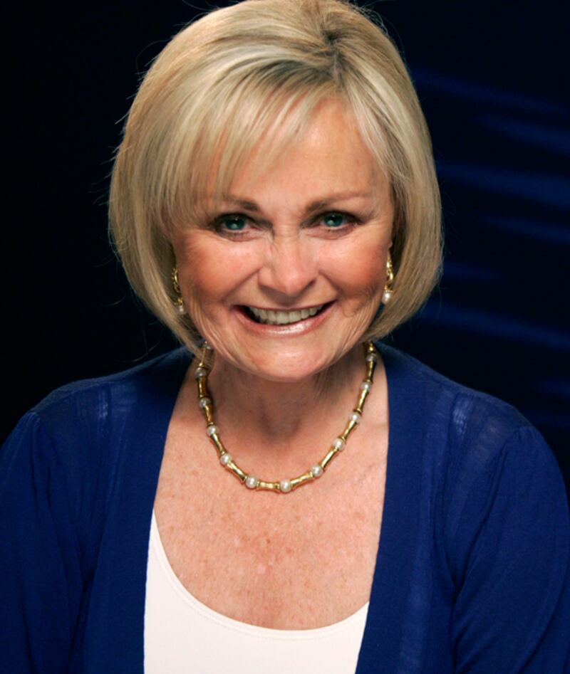 galleries/2010/09/16/oprah-feuds/oprah-feuds---kitty-kelley_u79p3n