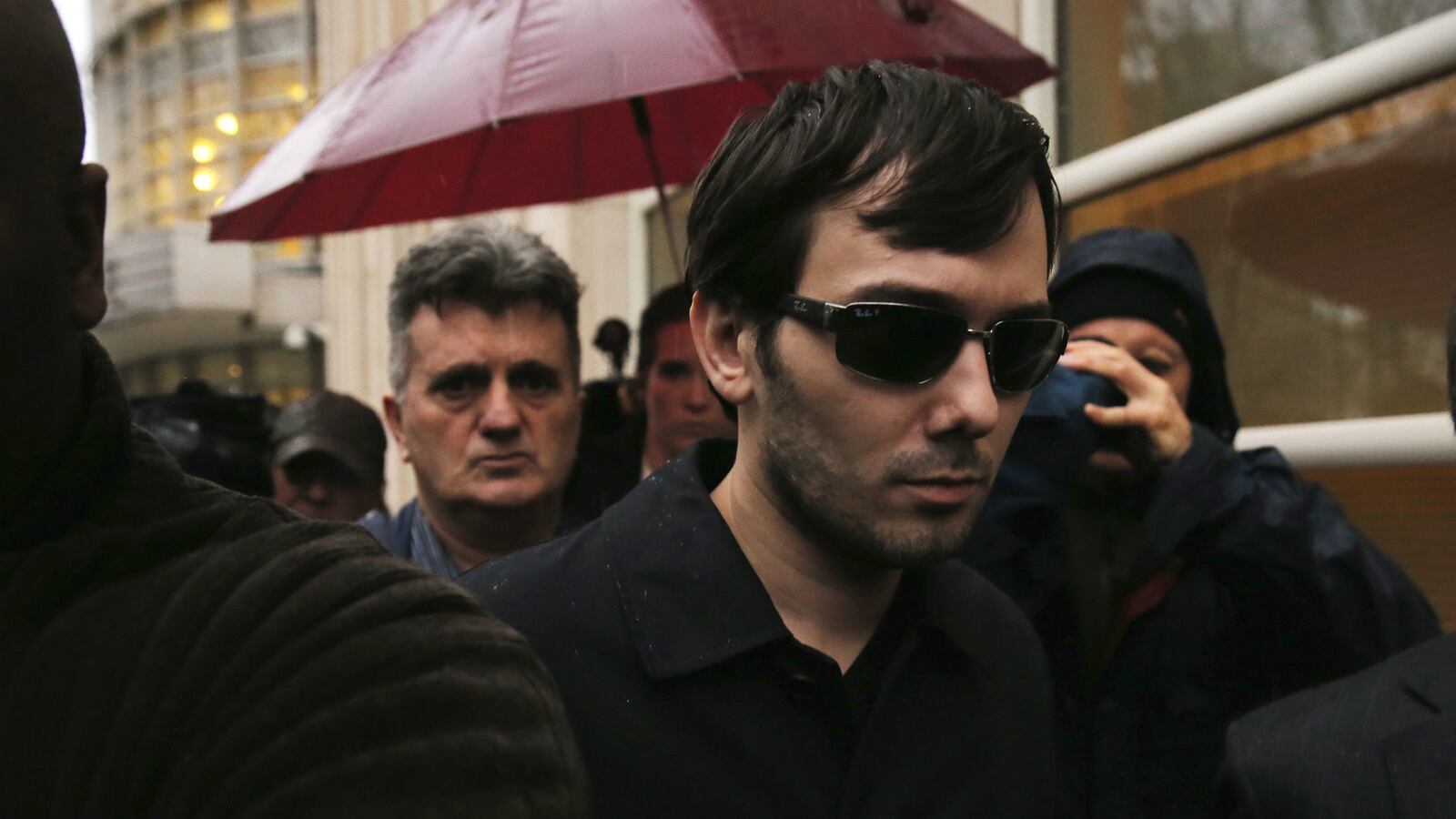 cheats/2016/01/20/shkreli-pleads-the-5th-in-senate-inquiry/160120-shkreli-pleads-fifth-senate-cheat_g7sypb