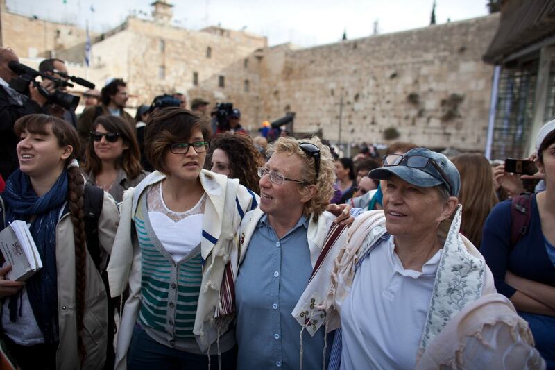 articles/2013/05/07/women-of-the-wall-reaffirm-support-for-sharansky-plan/130426-women-wall-cheat_fud0cb