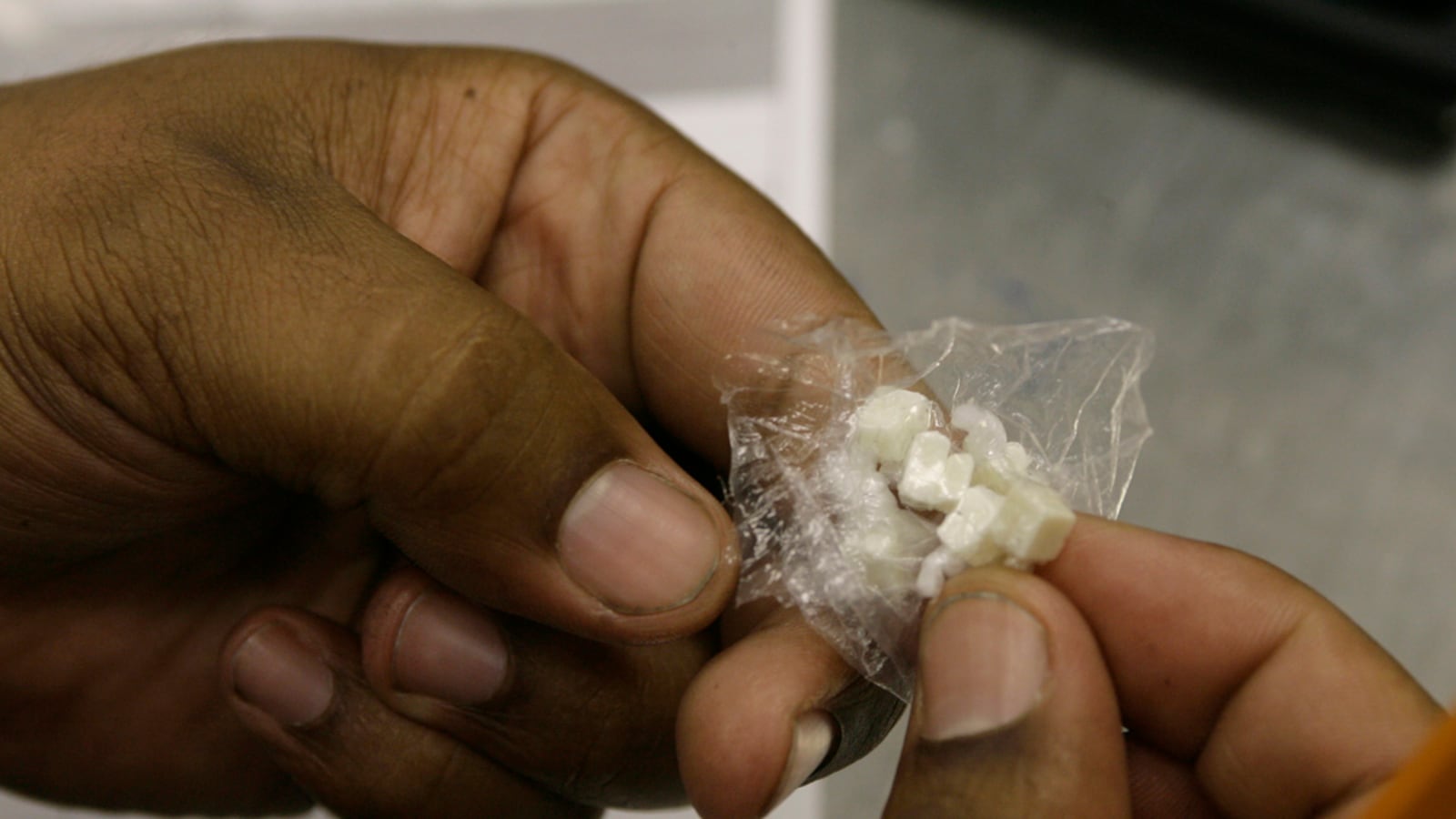 cheats/2011/06/30/crack-convicts-could-get-early-release/crack-cocaine-cheat_wevvnb