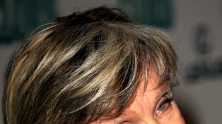 articles/2009/03/30/americas-dirtiest-dancer/charaipotra-cloris-leachman_19958_kapqpw