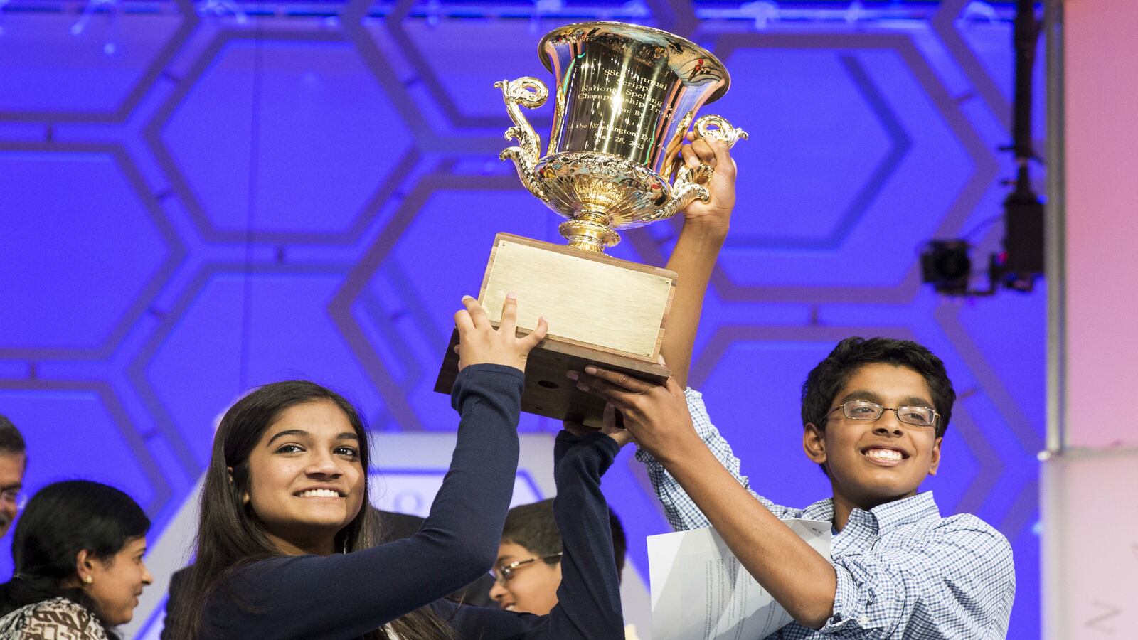 cheats/2015/05/28/co-champions-win-national-spelling-bee/150528-spelling-bee-champs-cheat_vs3bcb