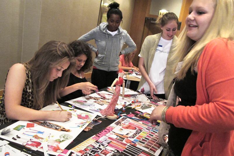 articles/2012/07/13/camp-fashion-design-draws-budding-designers-to-new-york/fashion-camp3-2teaser_lps35v