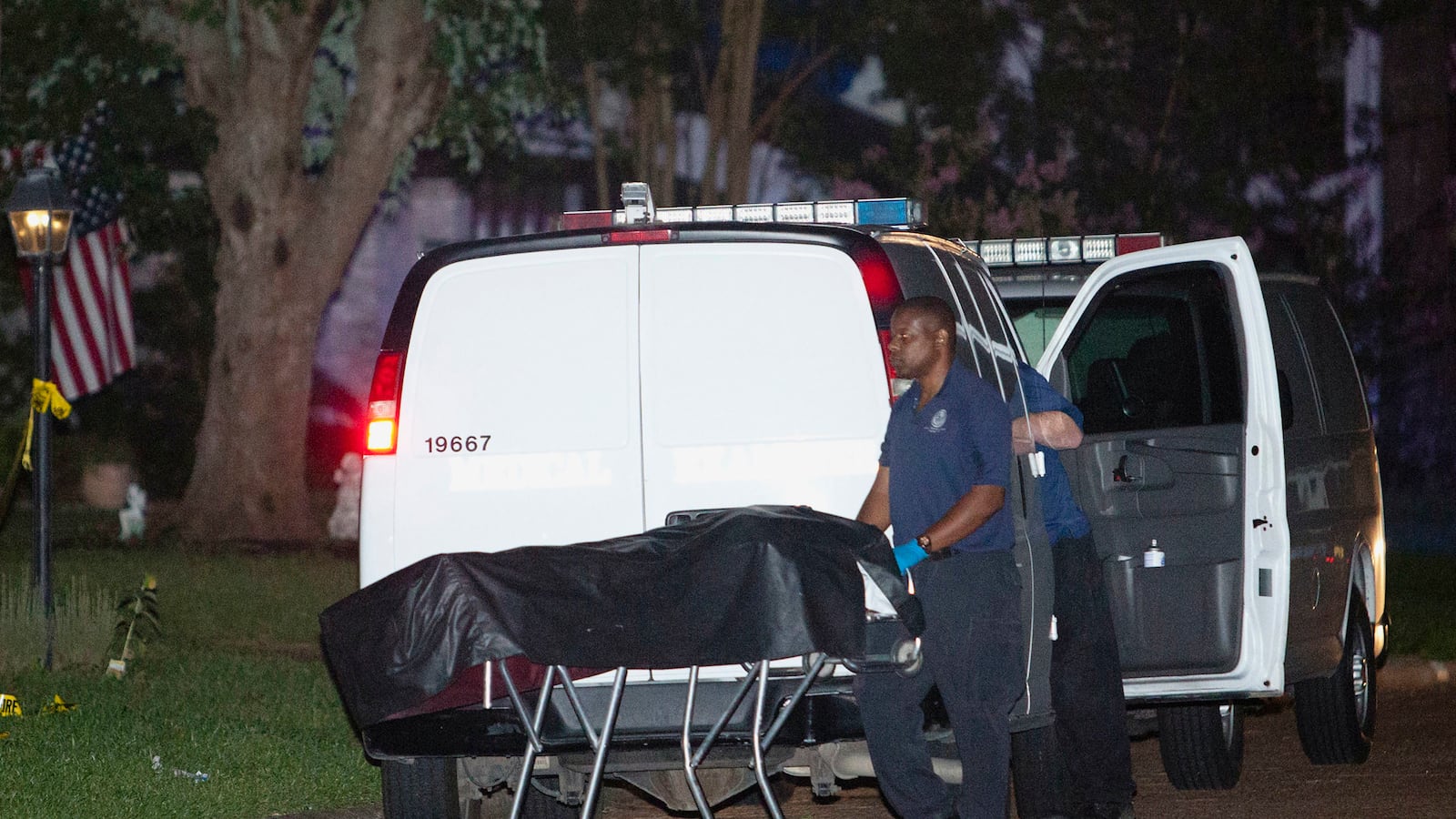 articles/2014/07/10/blame-guns-for-domestic-murder-epidemic/140710-schecter-guns-tease_nkvmac