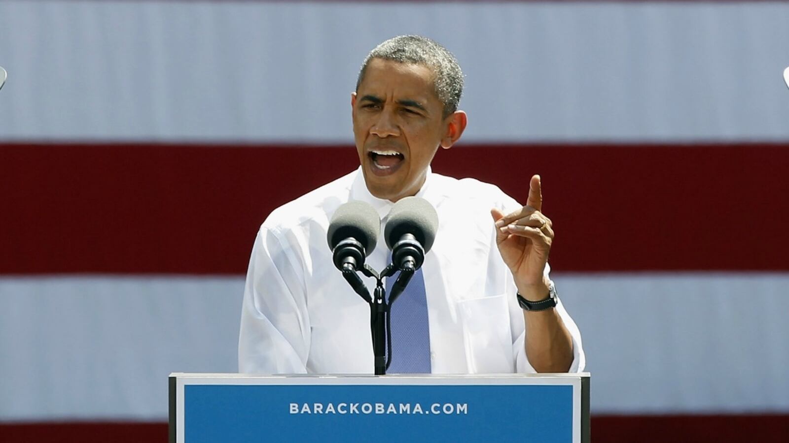cheats/2012/08/21/obama-blasts-romney-s-tuition-plan/obama-attack-romney-tuition-cheat_yllere