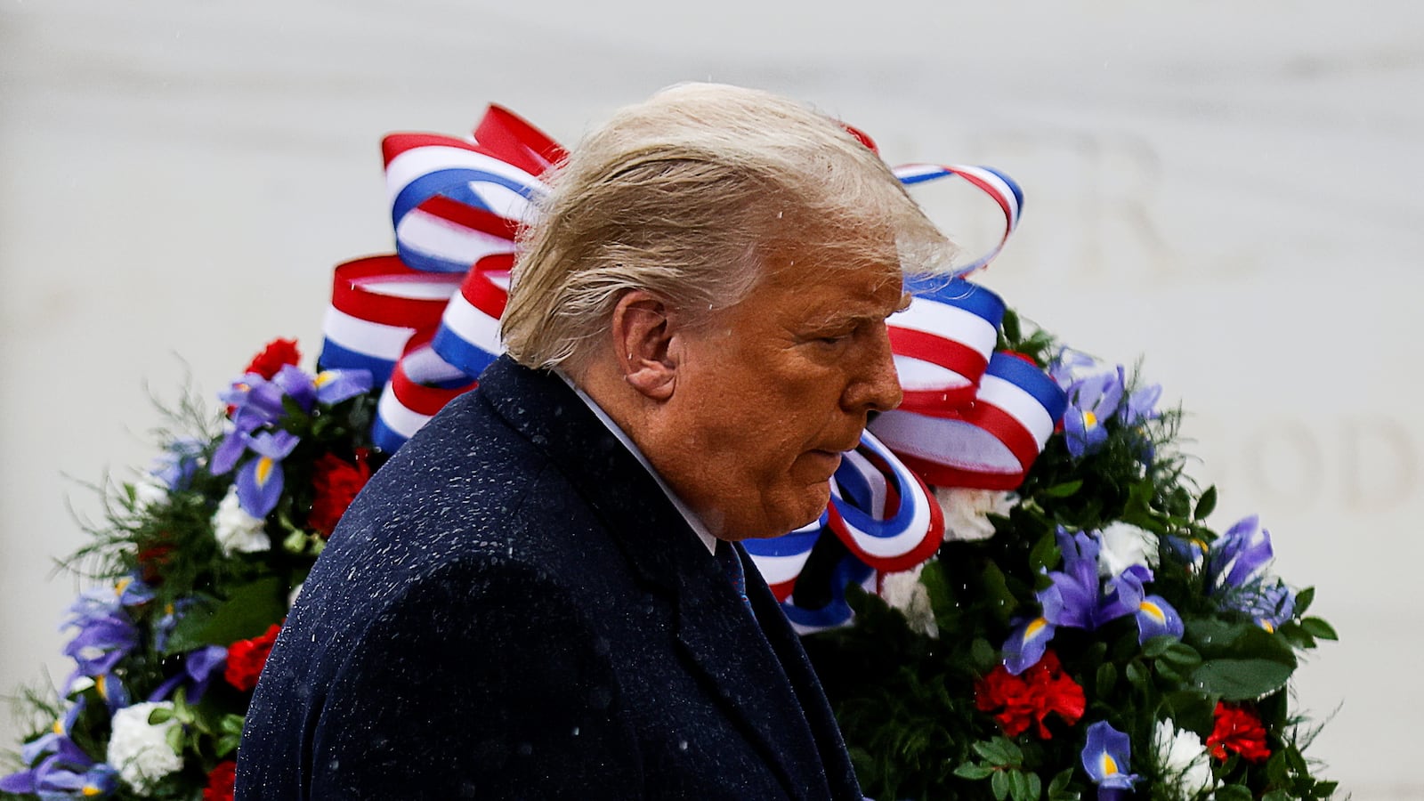 2020-11-11T171532Z_1366628213_RC251K968XQ6_RTRMADP_3_USA-VETERANSDAY-TRUMP_xn8m2r