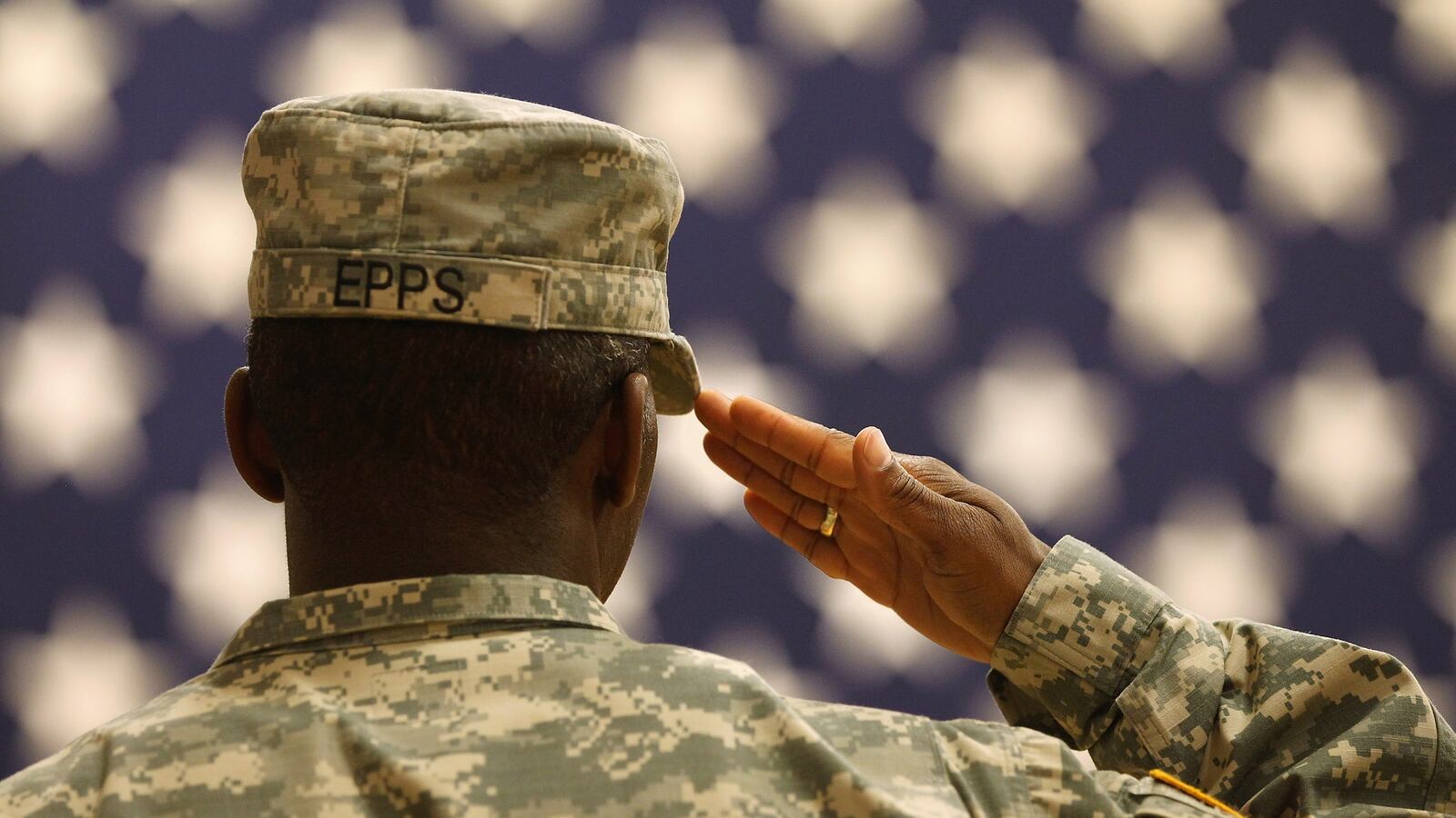 articles/2012/11/28/vetchat-why-good-will-toward-veterans-isn-t-translating-into-services/vet-chat-eli-williamson-tease_k77lun