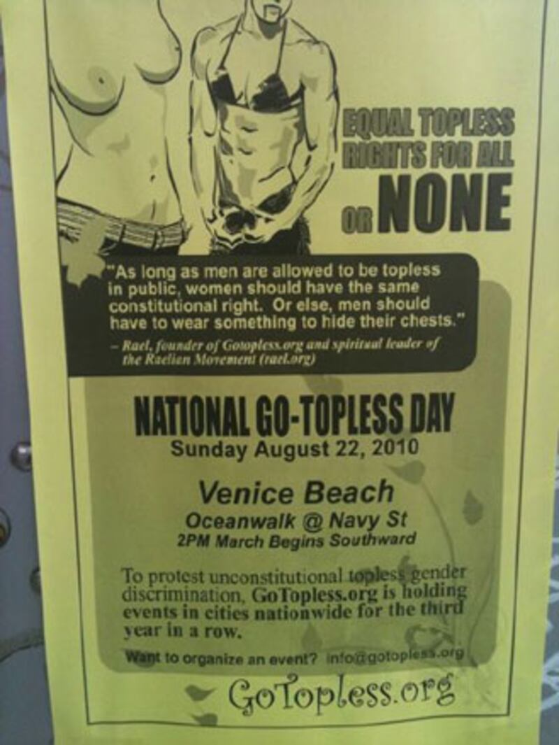 galleries/2010/08/04/celebrity-twitpics/twitpi84---seacrest_dbdx8x