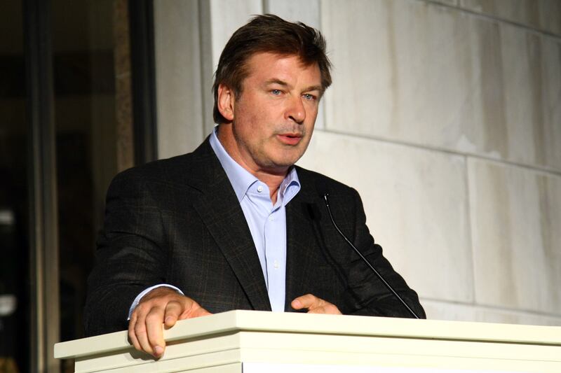 galleries/2011/11/14/brad-pitt-and-amanda-bynes-among-11-stars-who-quit-acting-photos/star-who-quit-acting-baldwin_s625fd