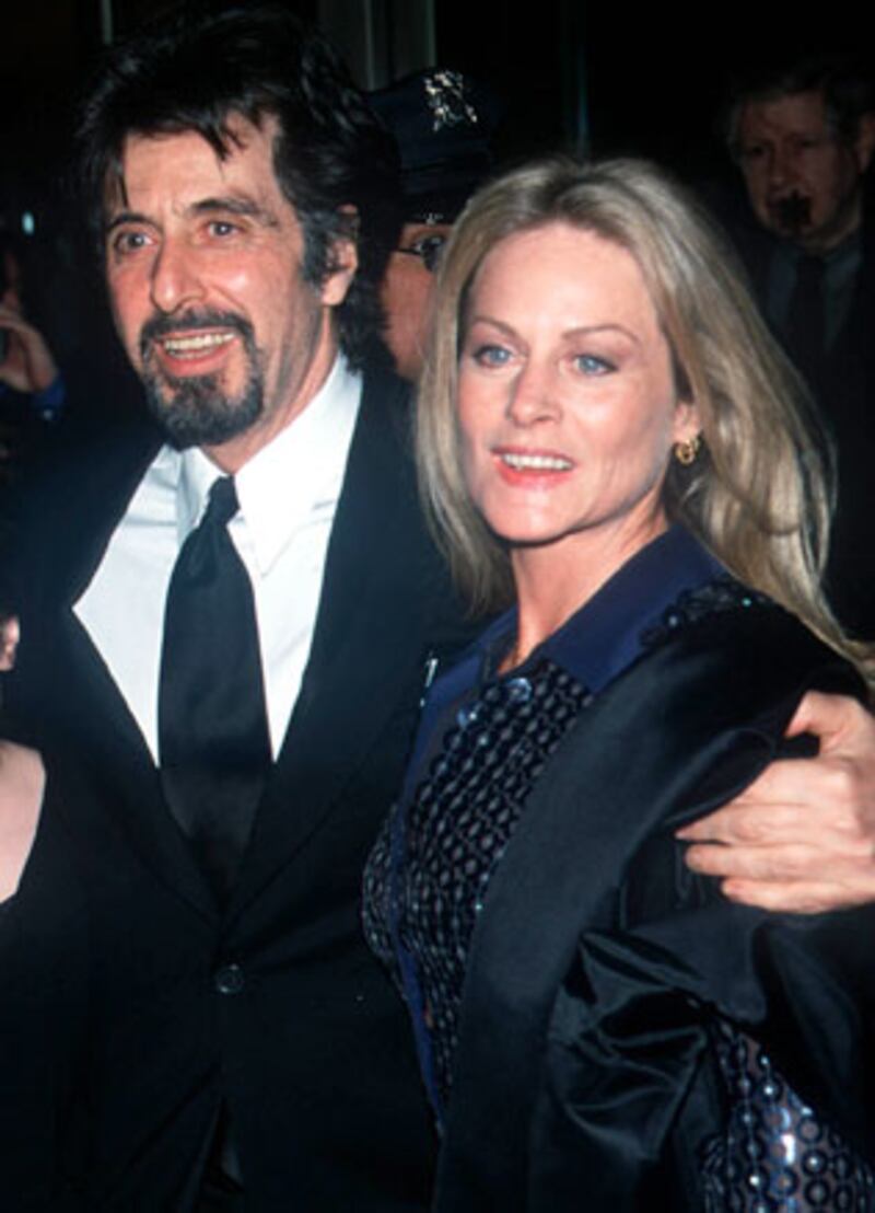 galleries/2009/08/23/fortysomething-moms/ancient-moms---beverly-dangelo_lxjoz5