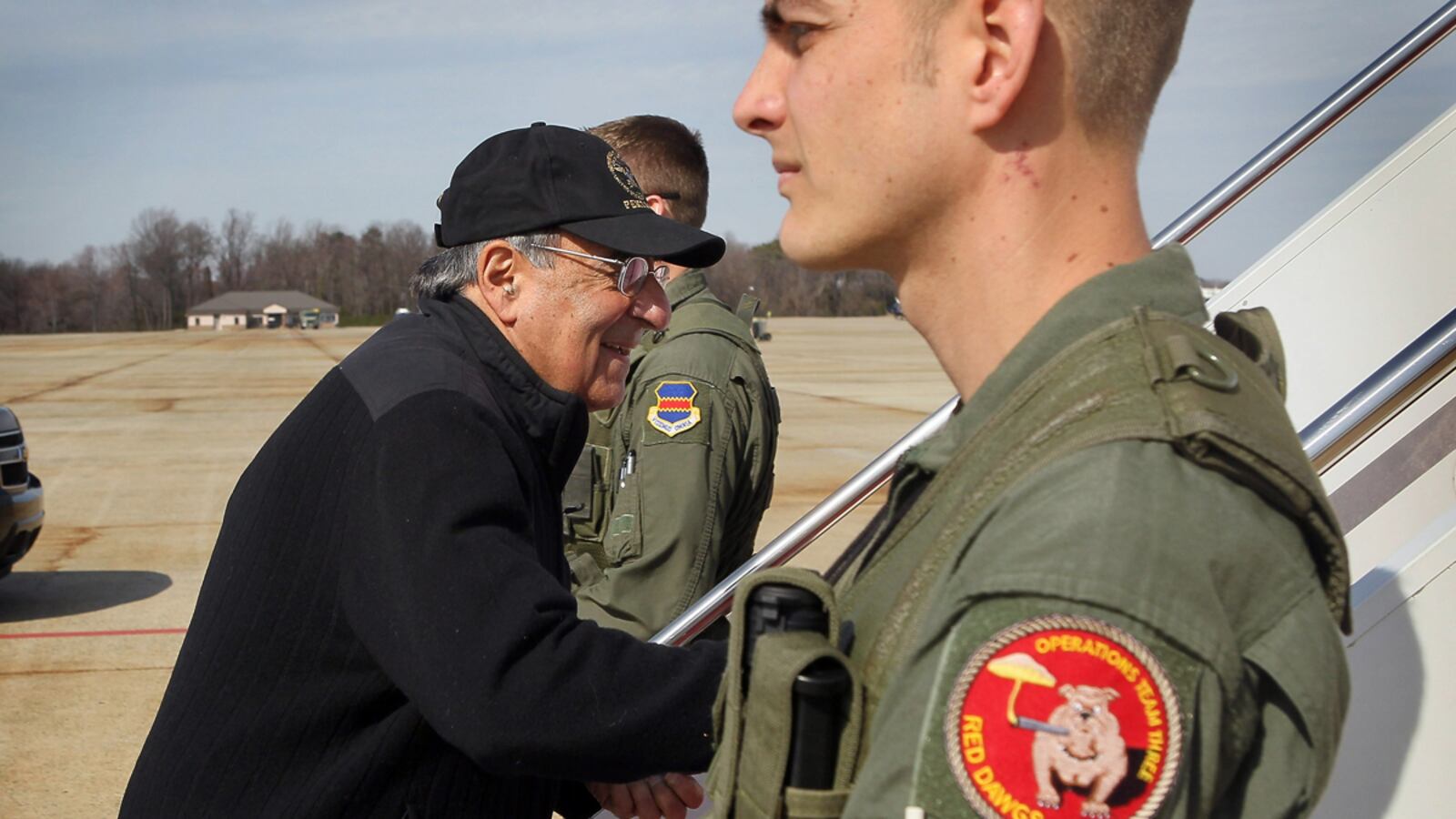 cheats/2012/03/14/car-bomb-detonates-near-panetta/panetta-visits-afghanistan-following-shooting-cheat_cl7goo