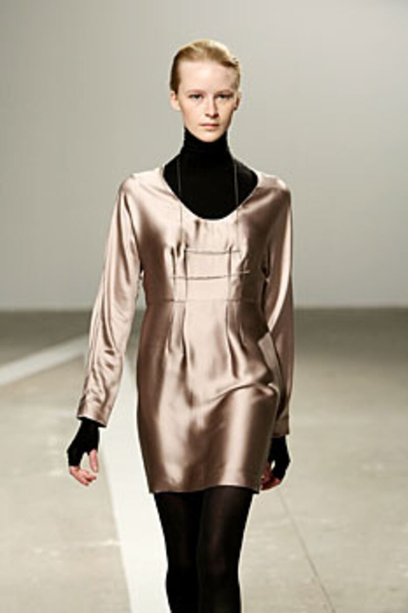 galleries/2009/02/16/a-bright-shining-moment/metallic-fashion---shipley-and-halmos_fkqqfw