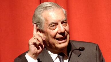 articles/2011/05/31/mario-vargas-llosa-deserved-nobel-for-his-genius-essays/barra-vargas-llosa_184640_nymnow