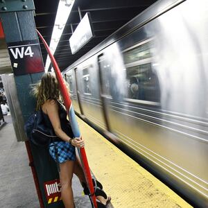 171006-isis-new_york-cheat_dhqrlu