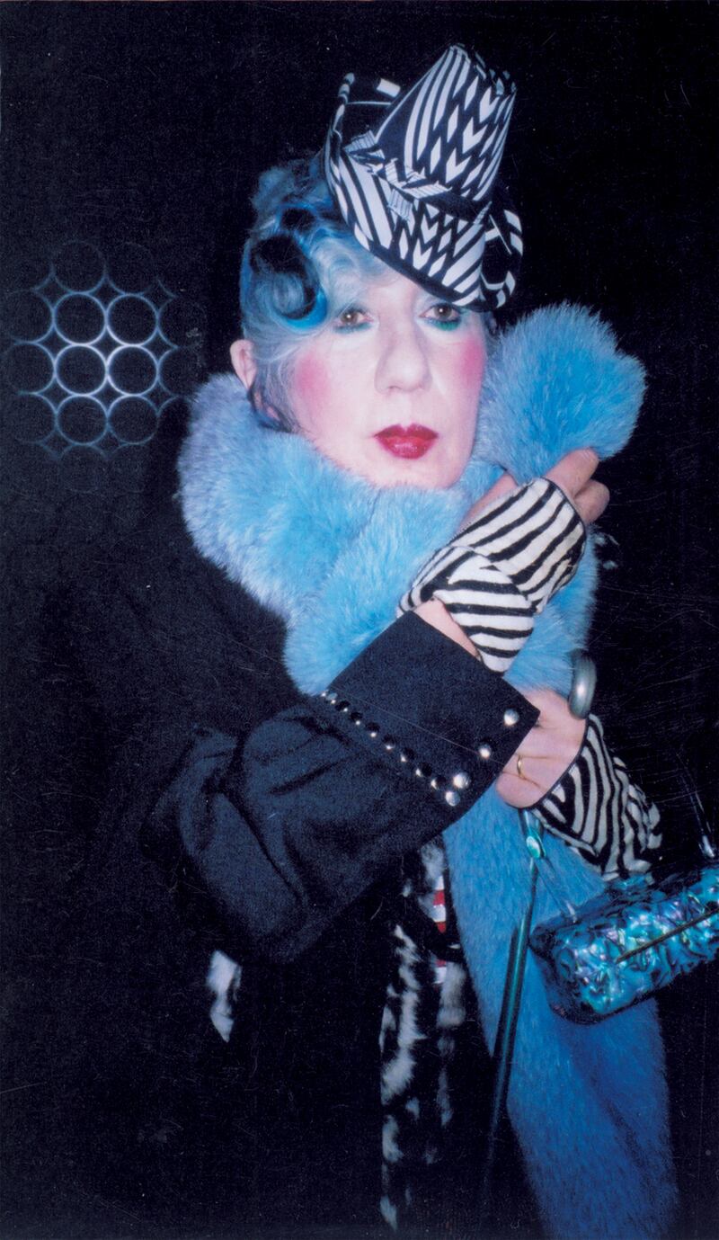 galleries/2013/08/01/anna-piaggi-and-her-hats-photos/130801-Anna-Piaggi-01_dbxu1y