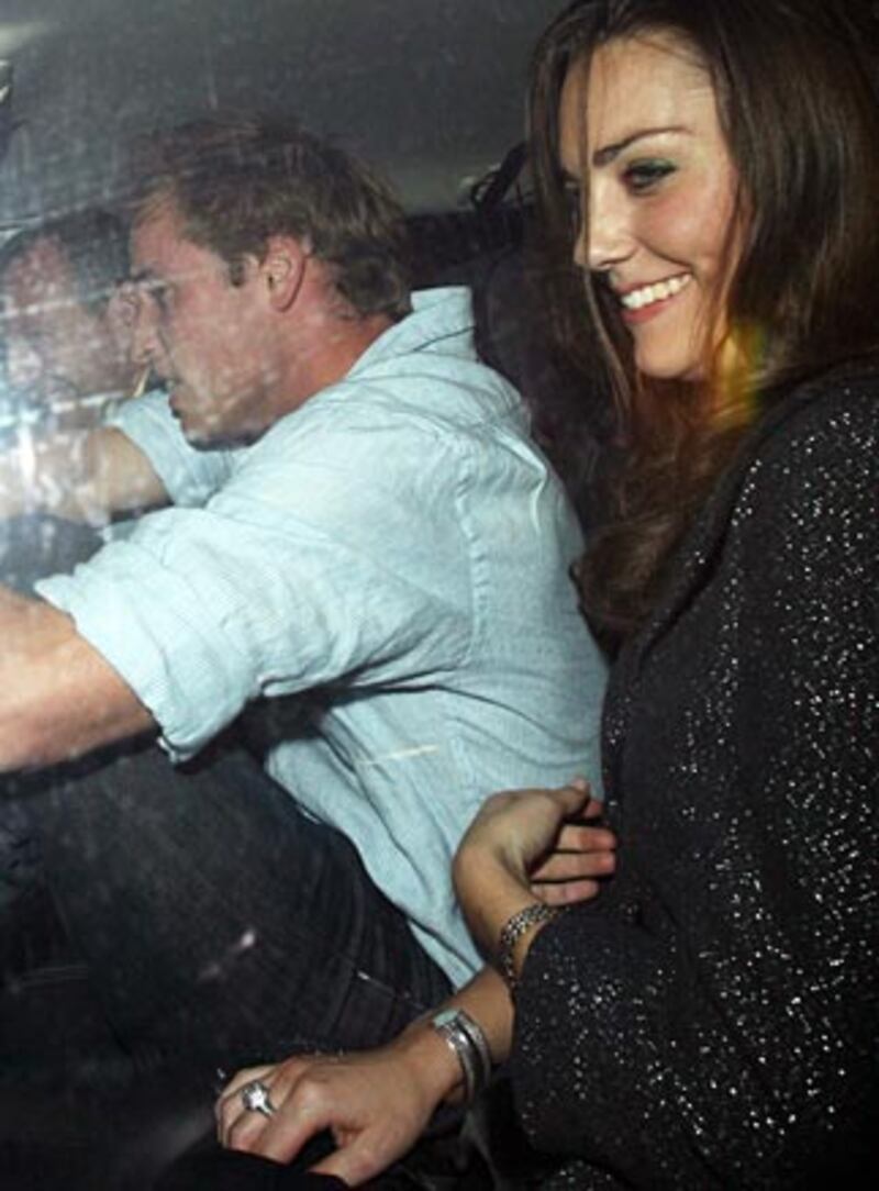 galleries/2010/06/08/william-and-kate-s-ups-and-downs/william-kate-ups-and-downs-2_jykcgl