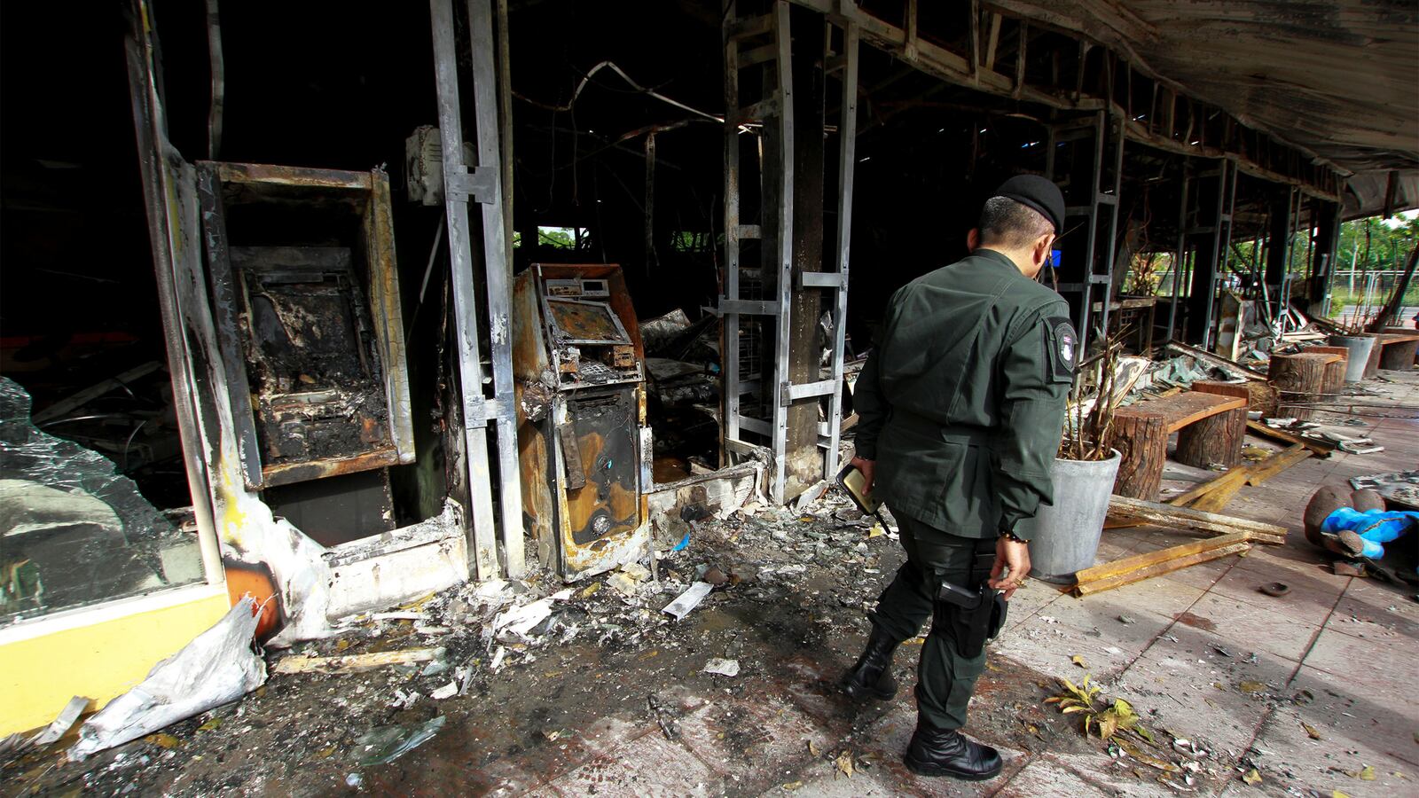 181230-clayfield-pattani-part-4-tease_rz1osg