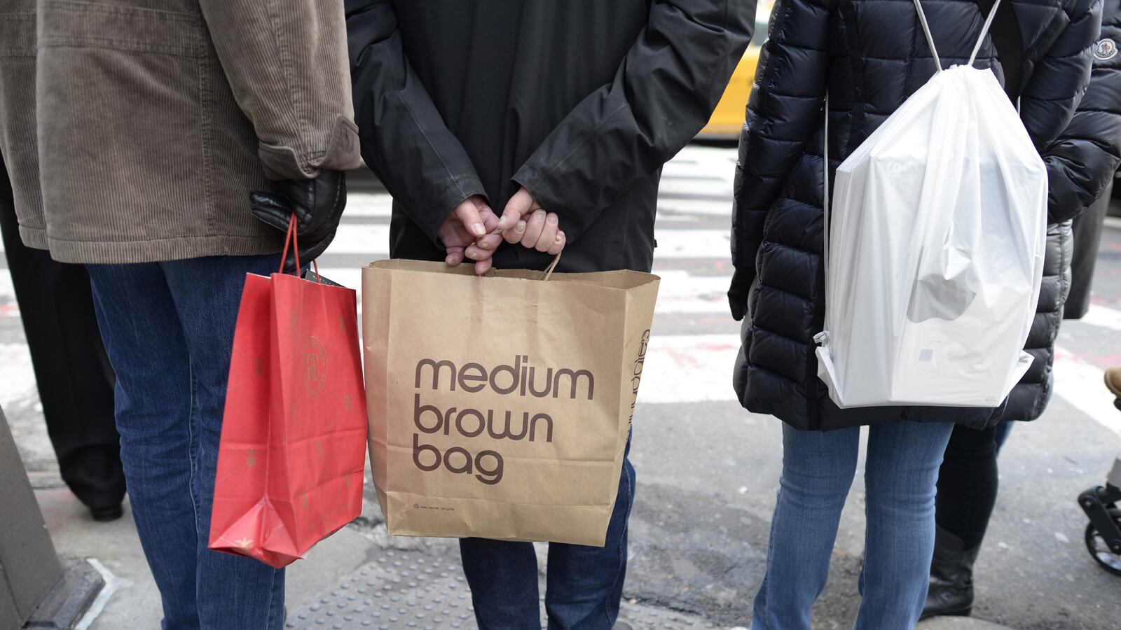 cheats/2013/12/02/black-friday-sales-disappoint/131202-black-friday-cheat_eydyob