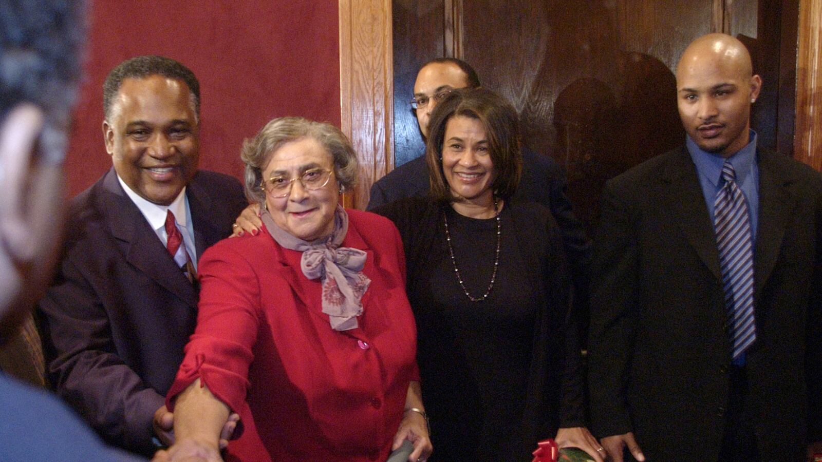 articles/2013/02/05/essie-mae-washington-williams-black-daughter-of-strom-thurmond-dies/130205-essie-mae-obit-avlon-tease_q0wh4j