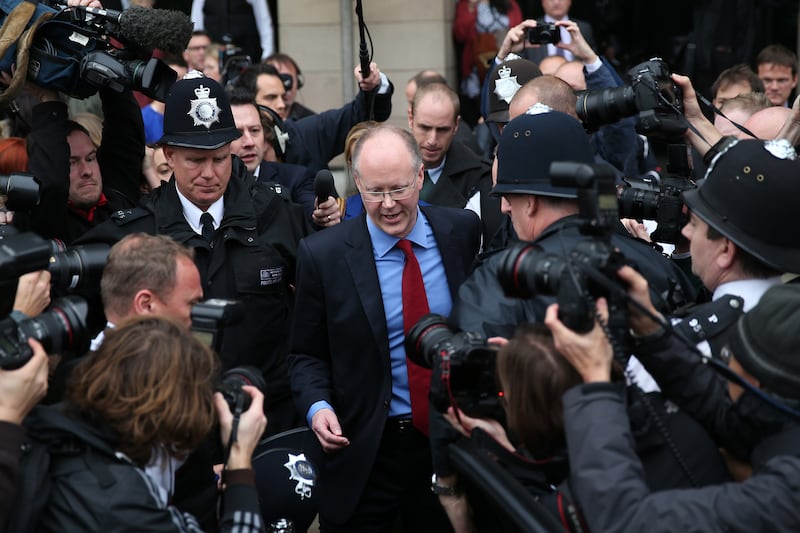 articles/2012/11/10/bbc-scandal-blows-up-as-director-george-entwistle-resigns/bbc-director-resigns-george-entwistle-jukes-tease_tznsuz