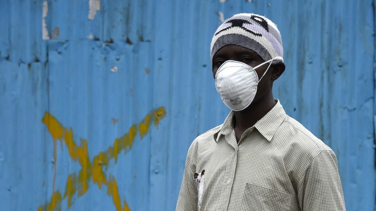 cheats/2014/09/25/sierra-leone-quarantines-millions/140925-sierra-leone-cheat_ilo2sr