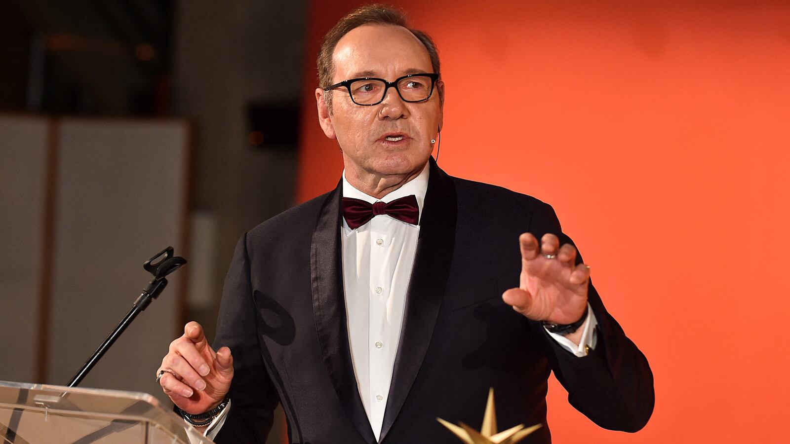 2023-01-16T181414Z_1902594741_RC2URY9YMZL9_RTRMADP_3_PEOPLE-KEVIN-SPACEY-AWARD_gj3w2y